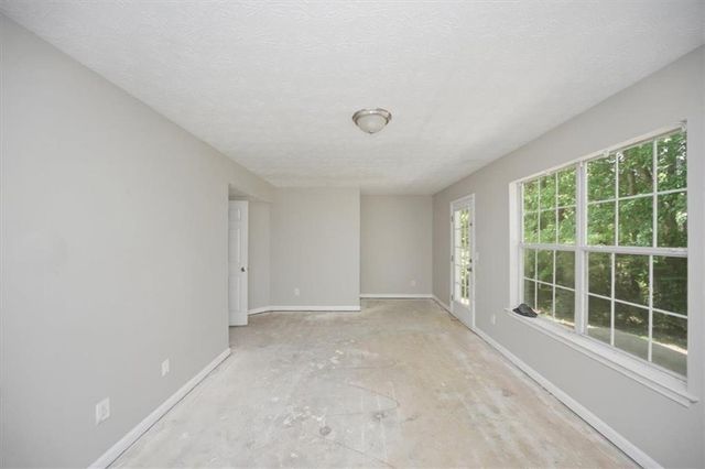 6052 Arbor Links Road, Lithonia, GA 30058