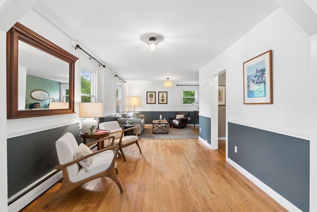 19 Hamlin Road, Falmouth, ME 04105 — photo 4