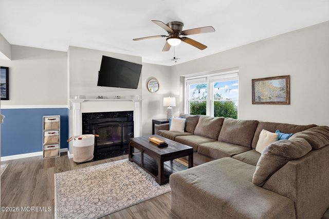24 Forge Court, Jackson, NJ 08527