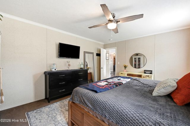 176 Zonnie Lane, Hampstead, NC 28443