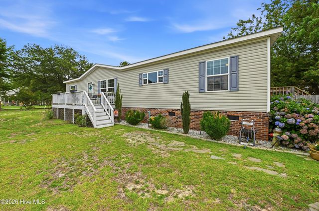 176 Zonnie Lane, Hampstead, NC 28443