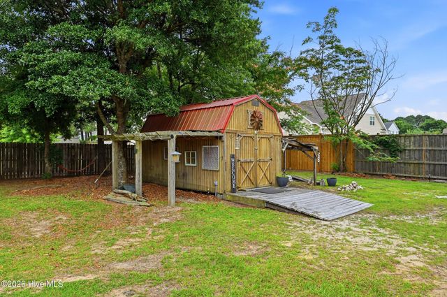 176 Zonnie Lane, Hampstead, NC 28443