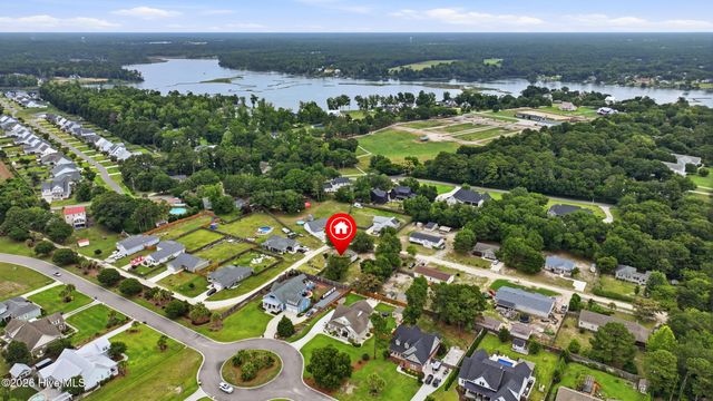 176 Zonnie Lane, Hampstead, NC 28443