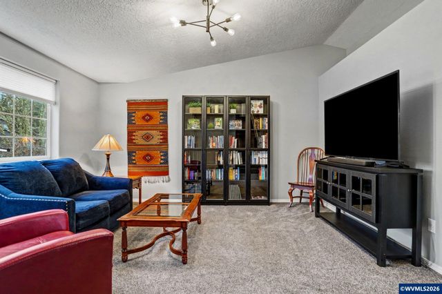 8811 Cori Ct, Corvallis, OR 97330