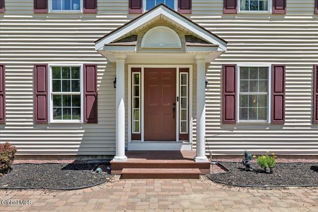 1033 Old Schaghticoke Road, Schaghticoke, NY 12154
