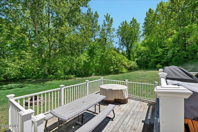1033 Old Schaghticoke Road, Schaghticoke, NY 12154