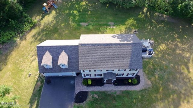 1033 Old Schaghticoke Road, Schaghticoke, NY 12154