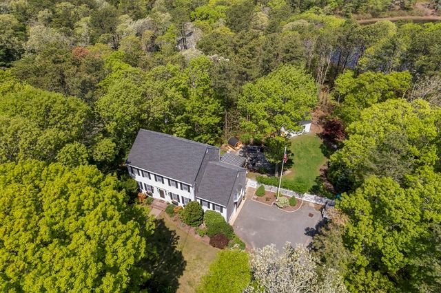 312 Setucket Rd, Dennis, MA 02638