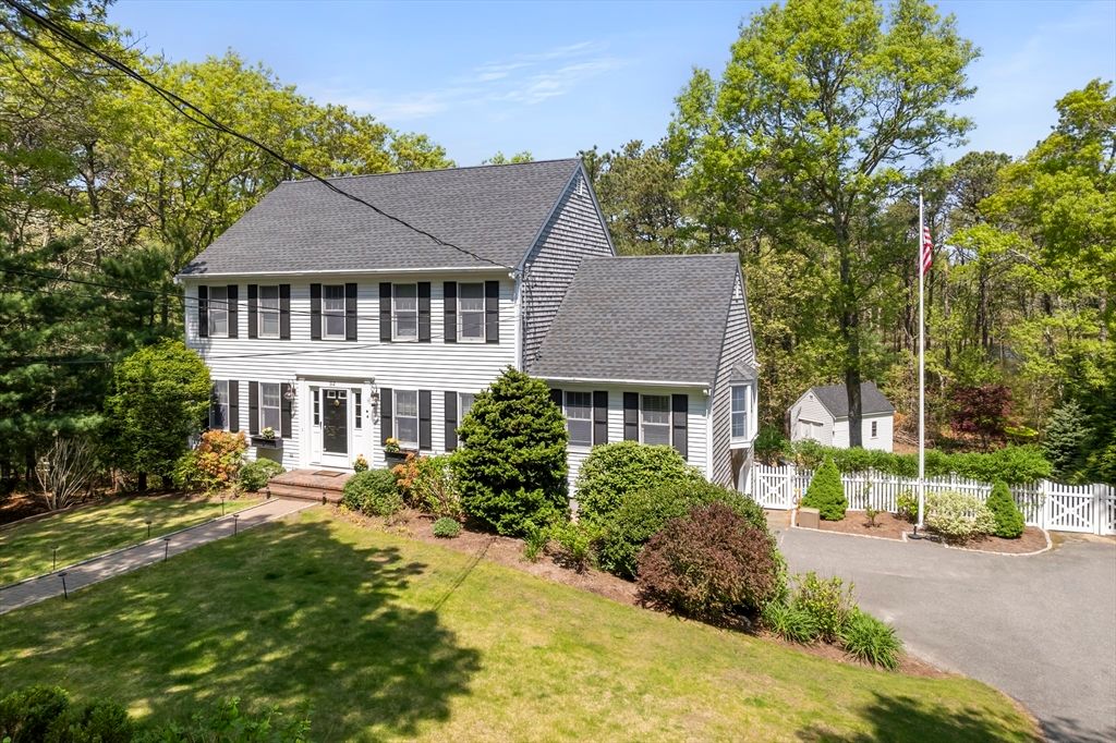 312 Setucket Rd, Dennis, MA 02638