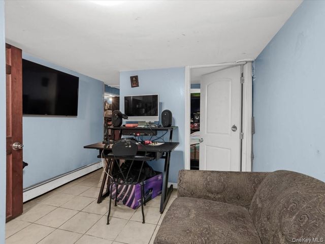 375 W Valley Stream Blvd., Valley Stream, NY 11580