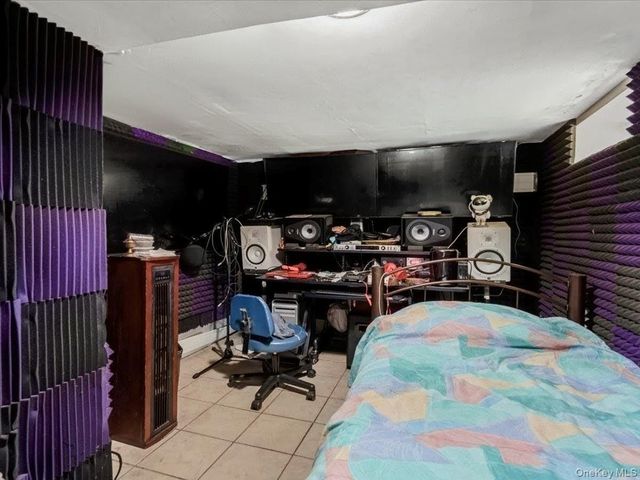 375 W Valley Stream Blvd., Valley Stream, NY 11580