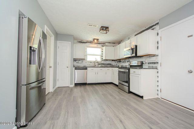 4030 Firestone Way, Shelbyville, KY 40065