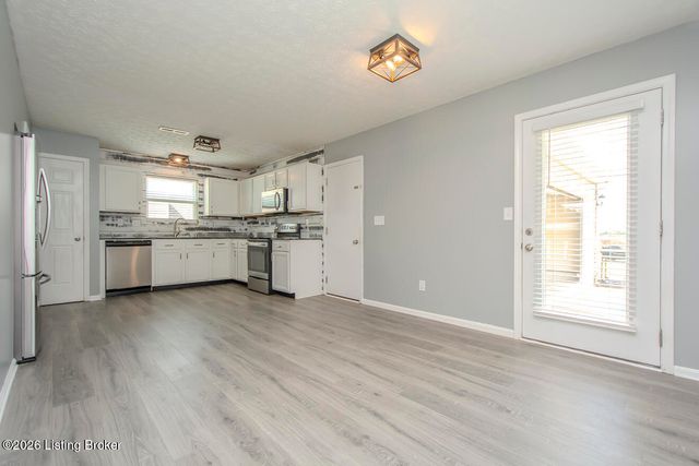 4030 Firestone Way, Shelbyville, KY 40065