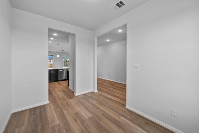 110 Wesley Miller LN, Taylor, TX 76574