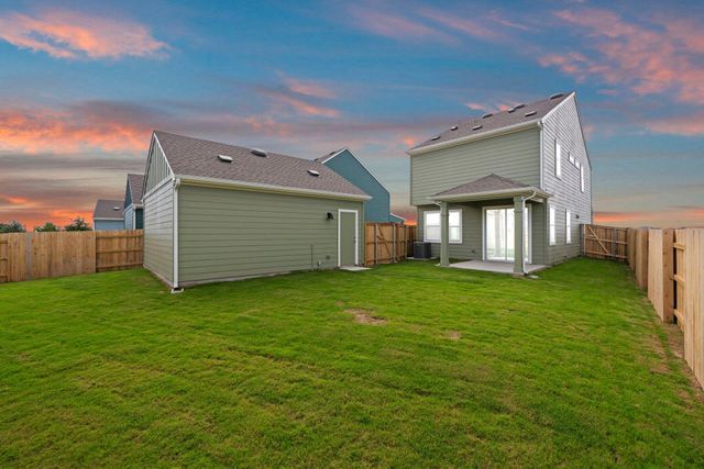 110 Wesley Miller LN, Taylor, TX 76574