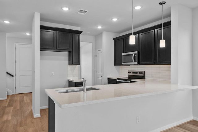 110 Wesley Miller LN, Taylor, TX 76574