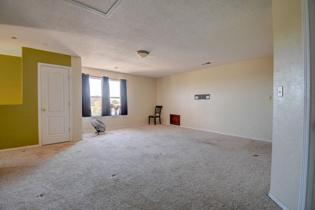 6236 Wildflower Pass NE, Rio Rancho, NM 87144