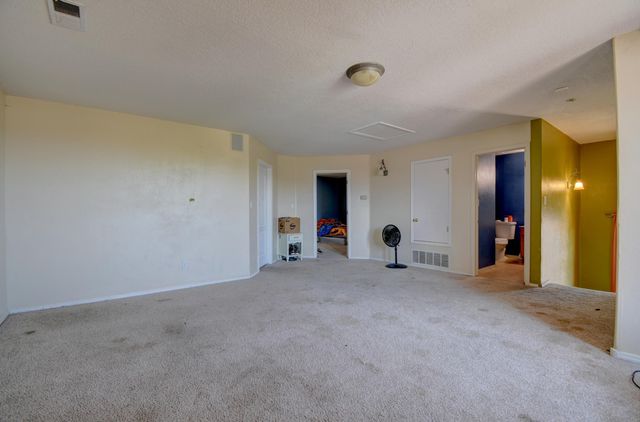 6236 Wildflower Pass NE, Rio Rancho, NM 87144