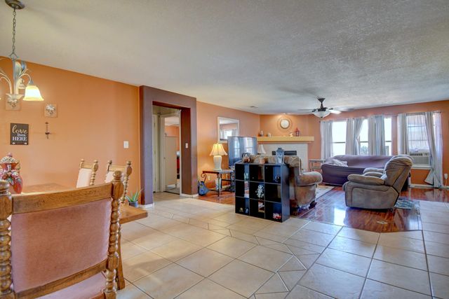 6236 Wildflower Pass NE, Rio Rancho, NM 87144