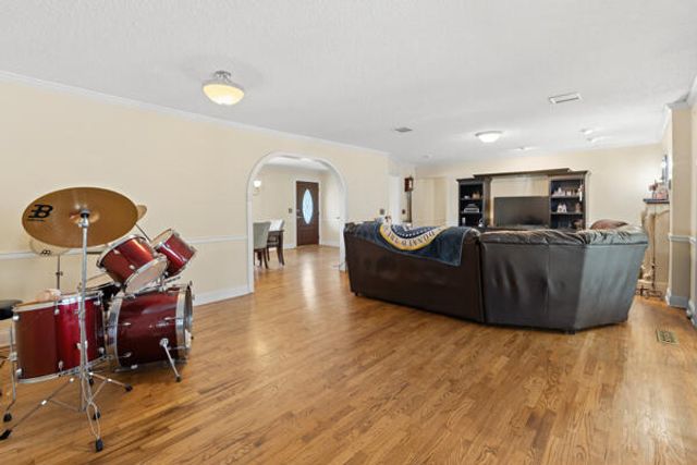 7320 Brookside Drive, Chattanooga, TN 37421