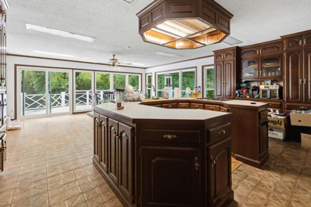7320 Brookside Drive, Chattanooga, TN 37421