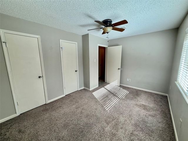 13 Maywind Court, The Woodlands, TX 77381