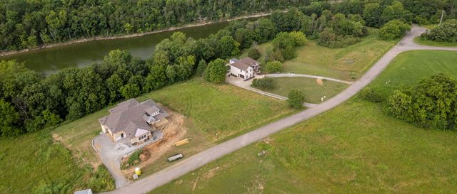 90 Meadow Point Drive, Lancaster, KY 40444