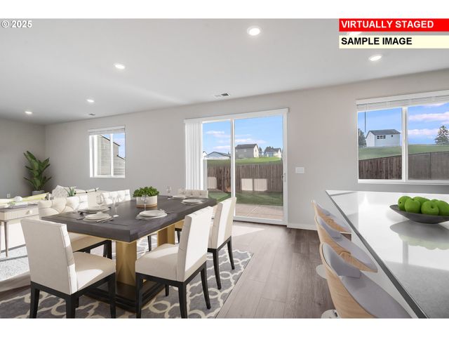 792 MISTY Ln, Forest Grove, OR 97116