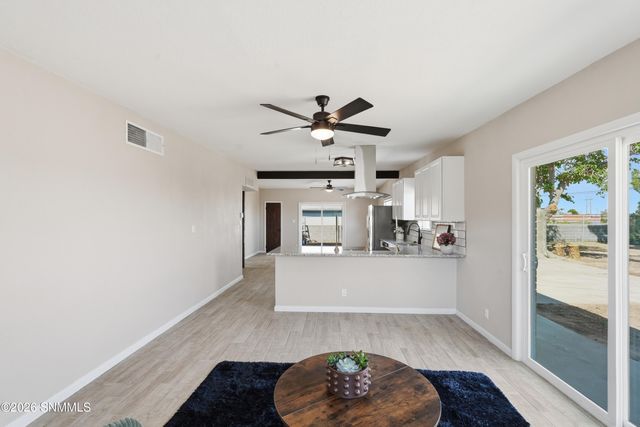1515 Country Club Circle, Las Cruces, NM 88001