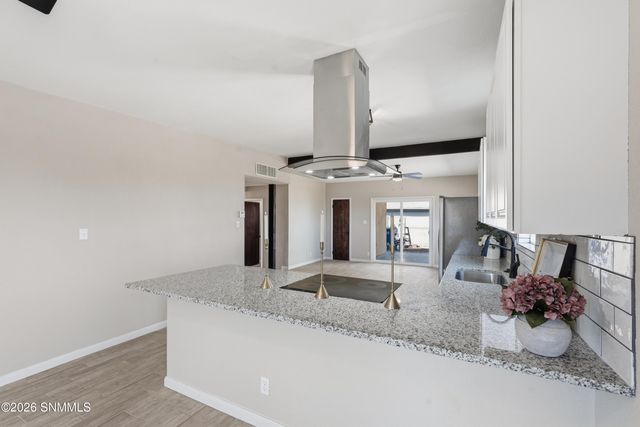 1515 Country Club Circle, Las Cruces, NM 88001