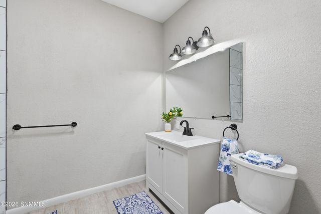 1515 Country Club Circle, Las Cruces, NM 88001