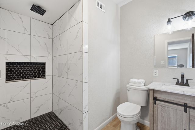 1515 Country Club Circle, Las Cruces, NM 88001