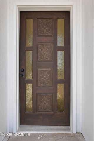 1515 Country Club Circle, Las Cruces, NM 88001