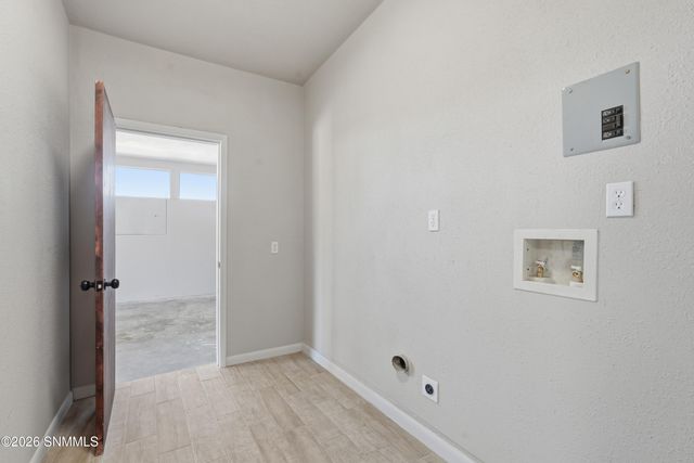 1515 Country Club Circle, Las Cruces, NM 88001