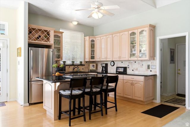835 N YACHT CLUB DR, Eden, UT 84310