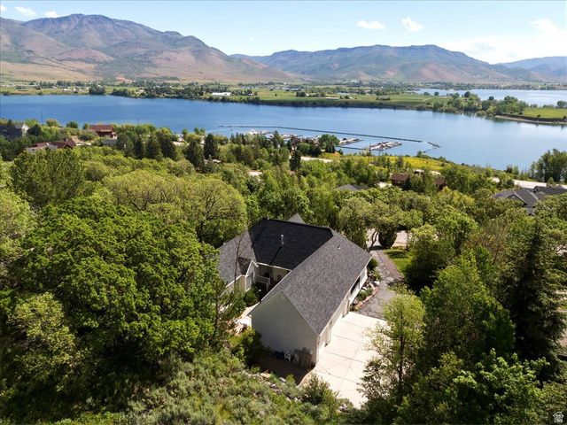 835 N YACHT CLUB DR, Eden, UT 84310