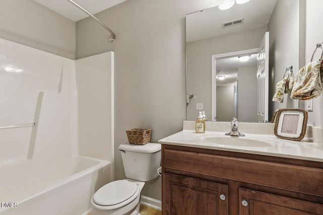 909 Steelhorse Drive, Fuquay Varina, NC 27526