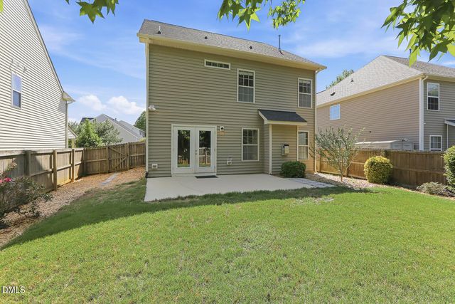 909 Steelhorse Drive, Fuquay Varina, NC 27526