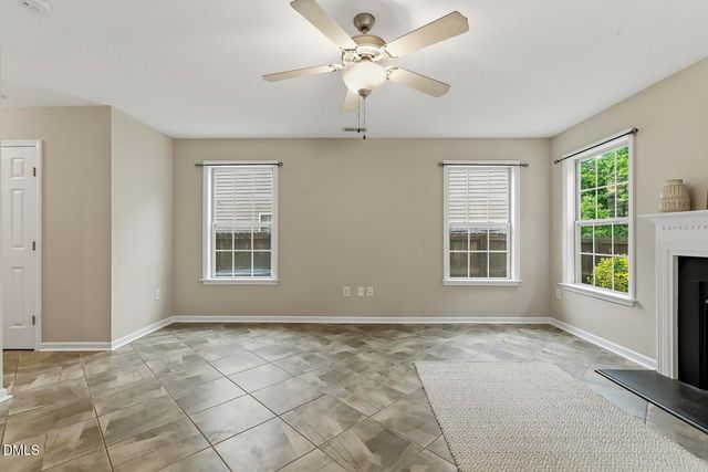 909 Steelhorse Drive, Fuquay Varina, NC 27526