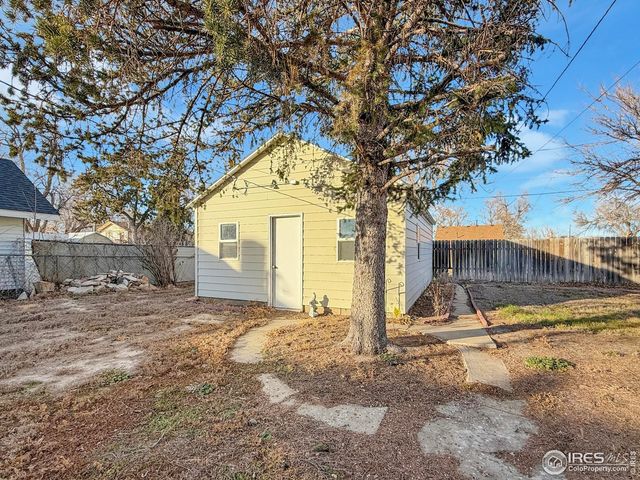 414 McKinley St, Sterling, CO 80751