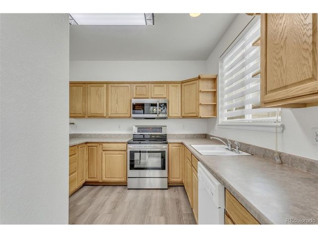 16901 E Warren Place Pl A, Aurora, CO 80013