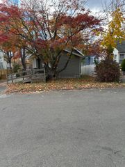 23 Oenoke Place, Stamford, CT 06907