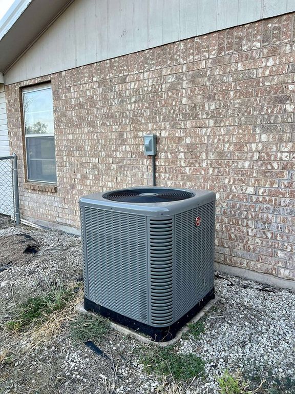 Image 7 of property listing at 7685 Chaparral Run Rd, San Angelo, TX 76903