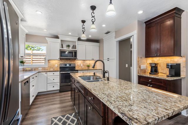 2352 PALM TERRACE, Sarasota, FL 34231