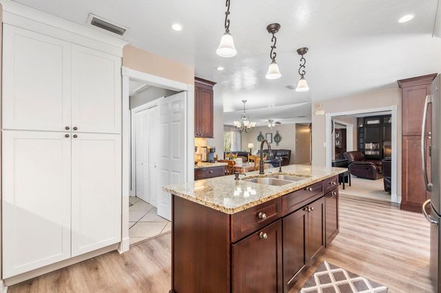 2352 PALM TERRACE, Sarasota, FL 34231