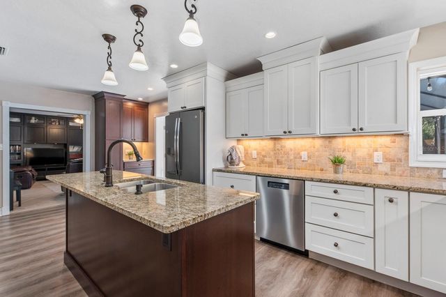 2352 PALM TERRACE, Sarasota, FL 34231