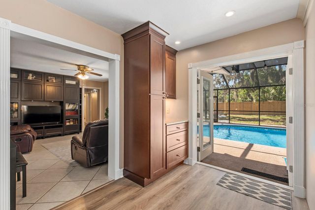 2352 PALM TERRACE, Sarasota, FL 34231