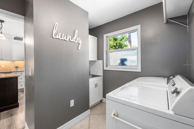 2352 PALM TERRACE, Sarasota, FL 34231