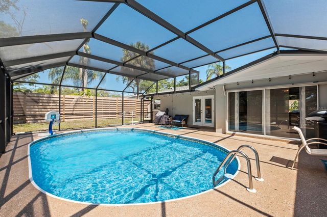 2352 PALM TERRACE, Sarasota, FL 34231