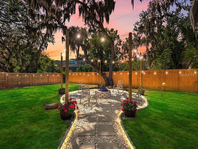 2352 PALM TERRACE, Sarasota, FL 34231